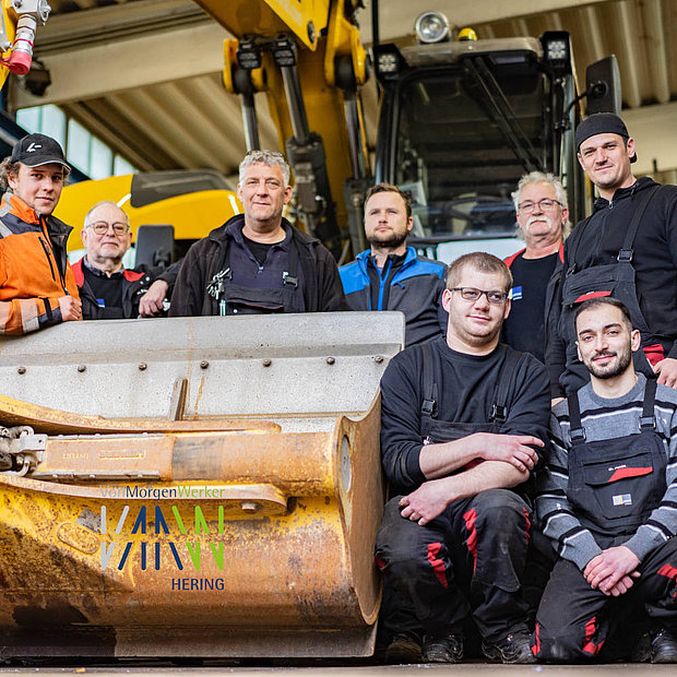 Mitarbeiter im der Gleisbau-Werkstatt