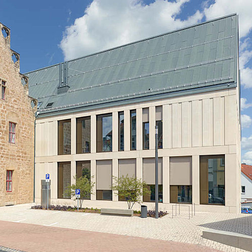Recycling-Betonfassade in Korbach